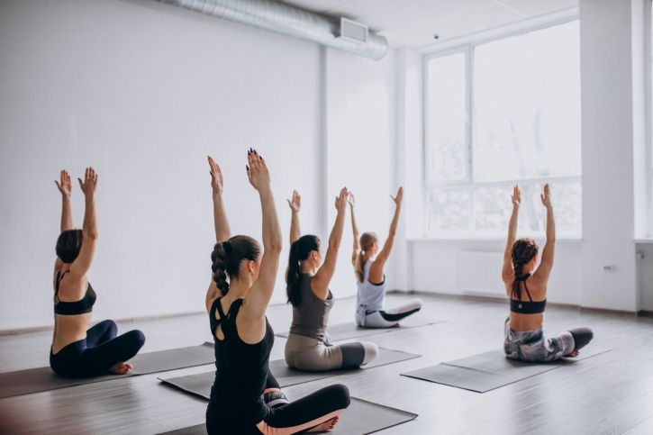 Kurs instruktora pilates. Prowadź zajęcia ze sportu bijącego rekordy popularności